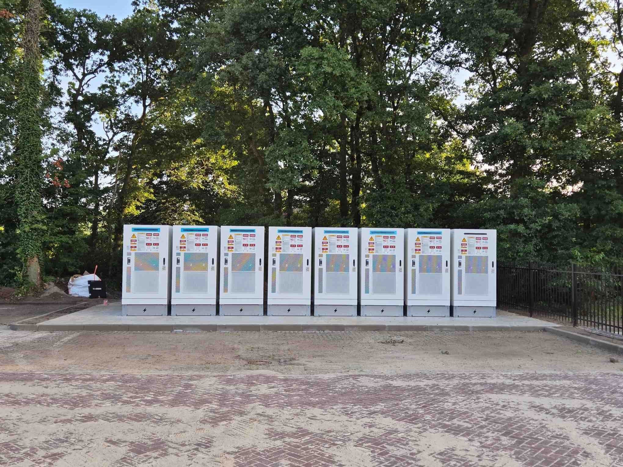 Roefclix batterij Onderconstructie LUNA2000 Set van 8